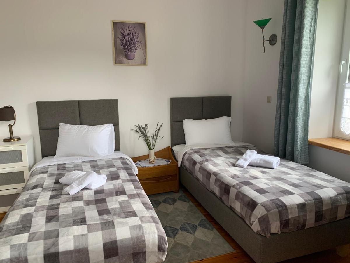 Stara Szkola Debowy Gaj The Old School Debowy Gaj Bed & Breakfast Lwowek Slaski Exterior photo